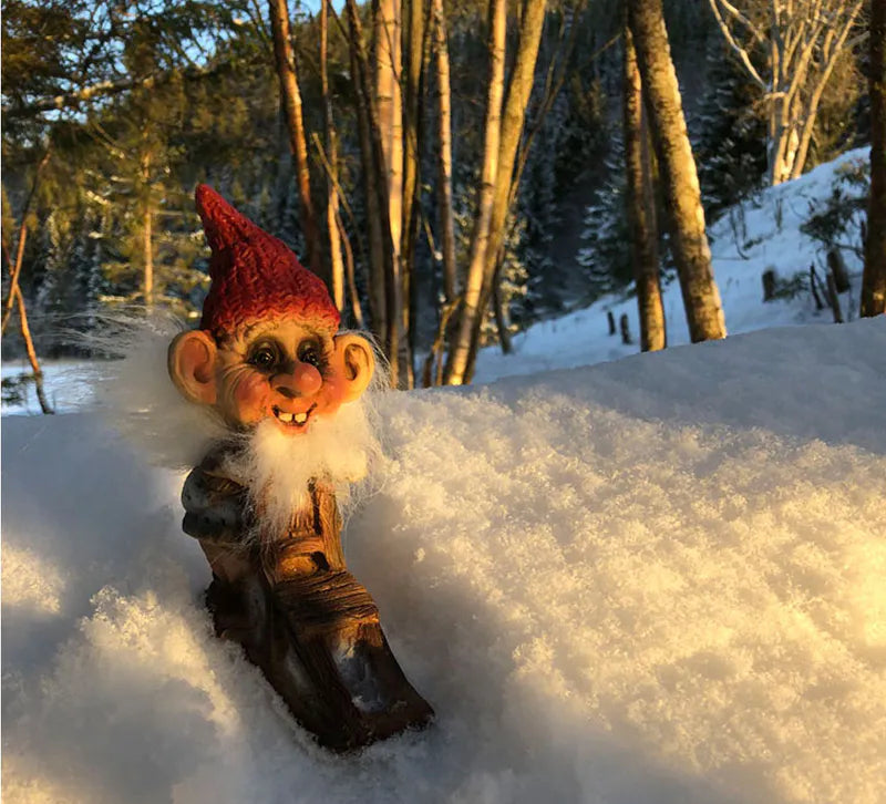 Nissetroll med spark