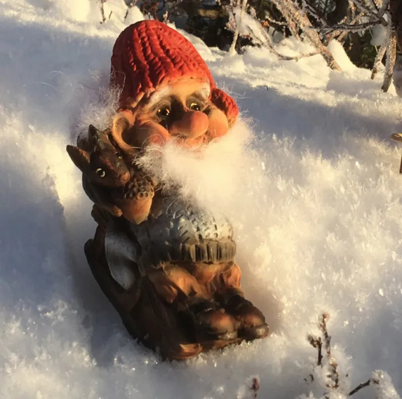Nissetroll på kjelke